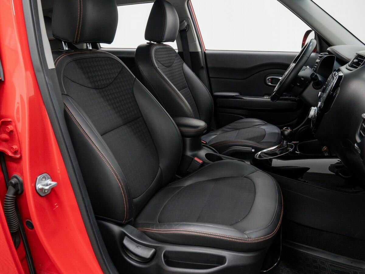 Купить Kia Soul с пробегом. Фото: #7