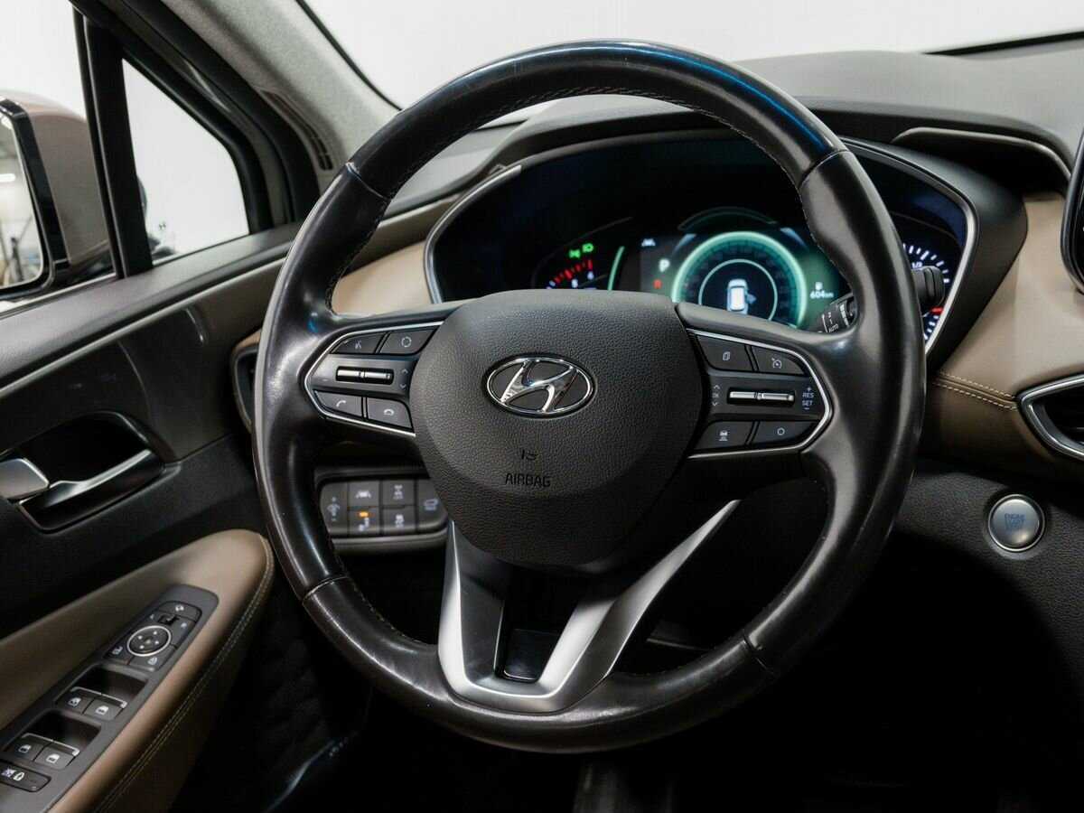 Купить Hyundai Santa Fe с пробегом. Фото: #11