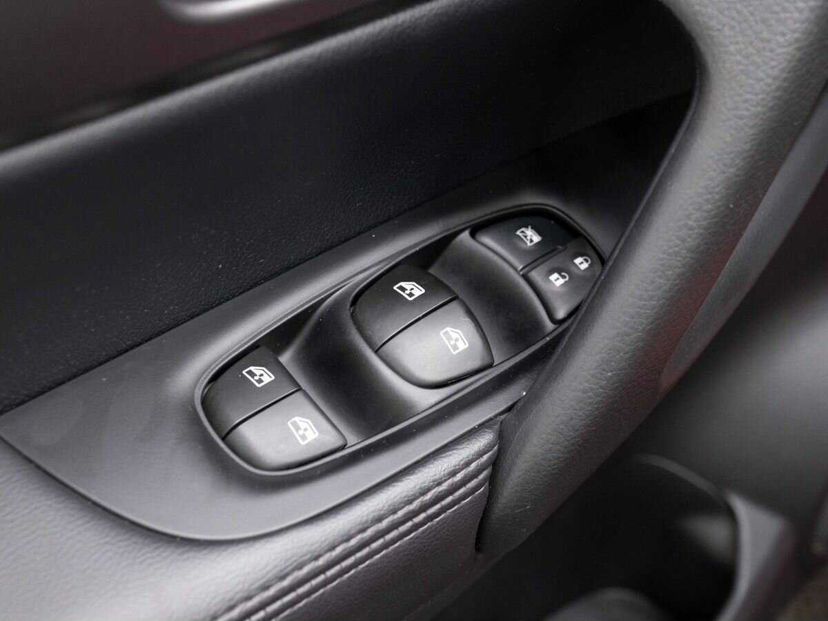 Купить Nissan Qashqai с пробегом. Фото: #17