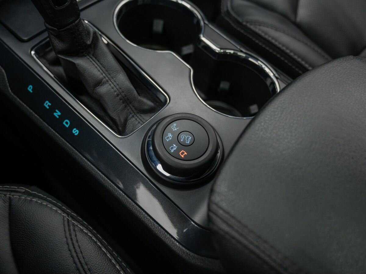 Купить Ford Explorer с пробегом. Фото: #21