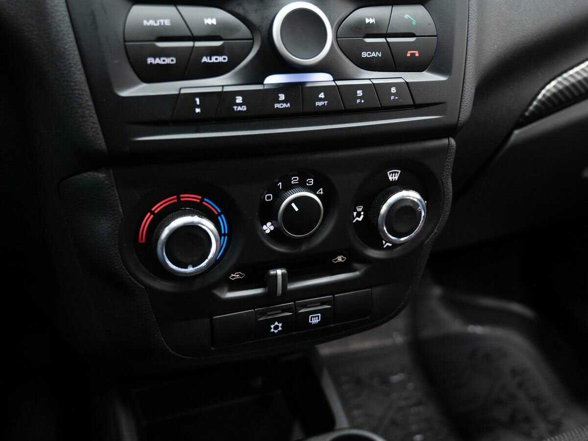 Купить Lada (ВАЗ) Granta с пробегом. Фото: #17