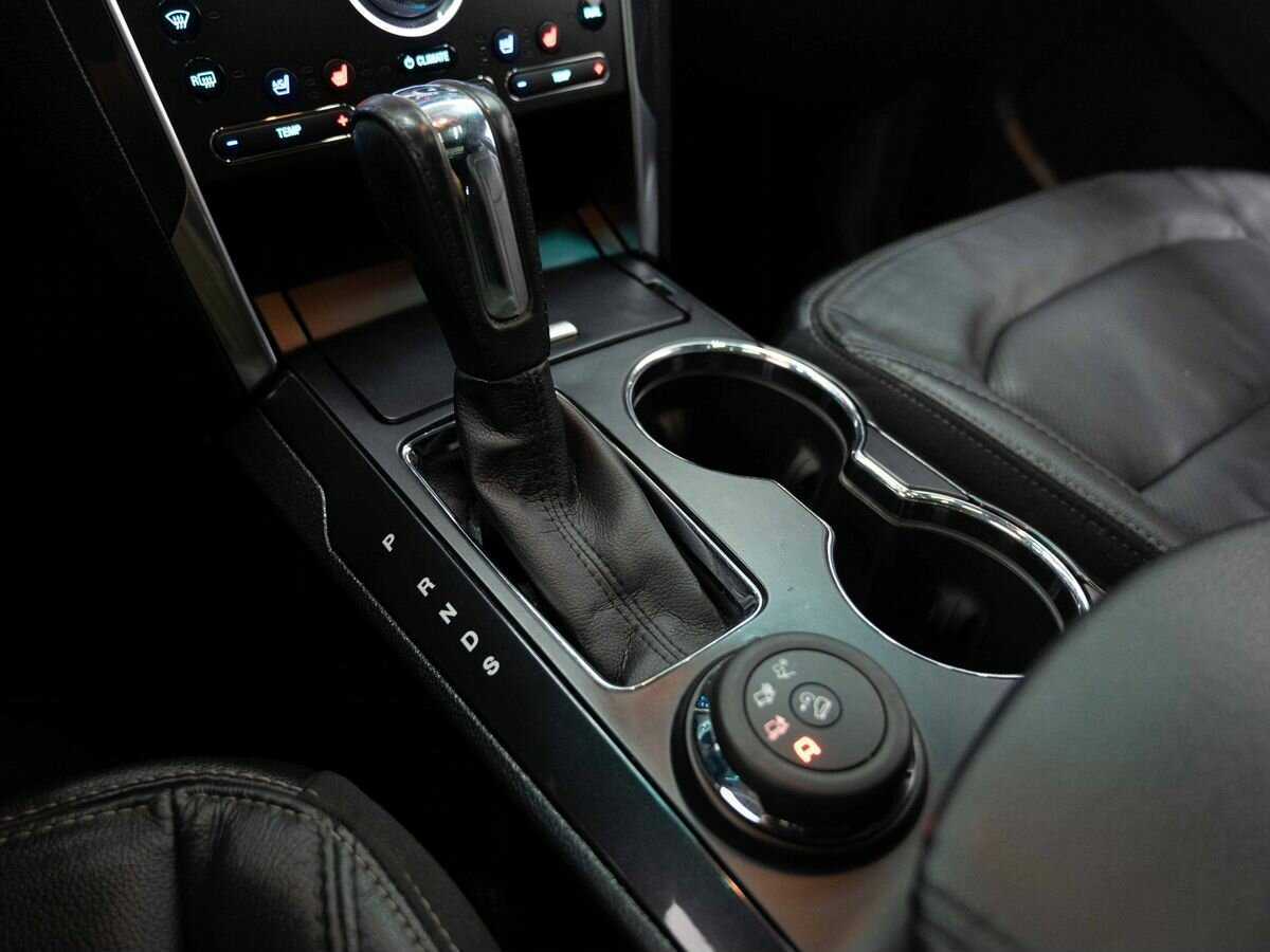 Купить Ford Explorer с пробегом. Фото: #20