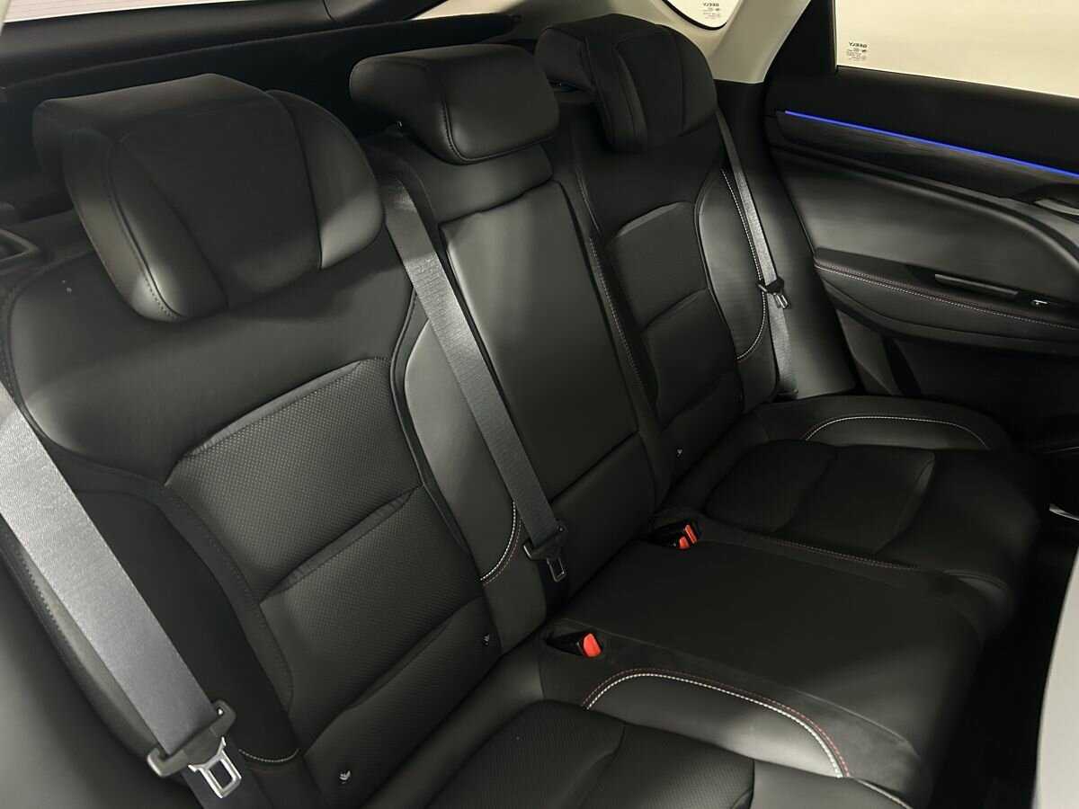 Купить Geely Tugella с пробегом. Фото: #13