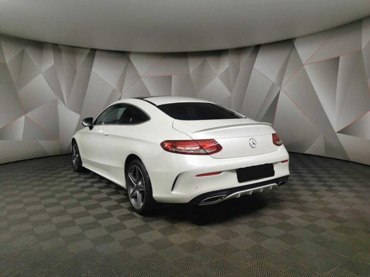 Купить Mercedes-Benz C-Класс с пробегом. Фото: #3