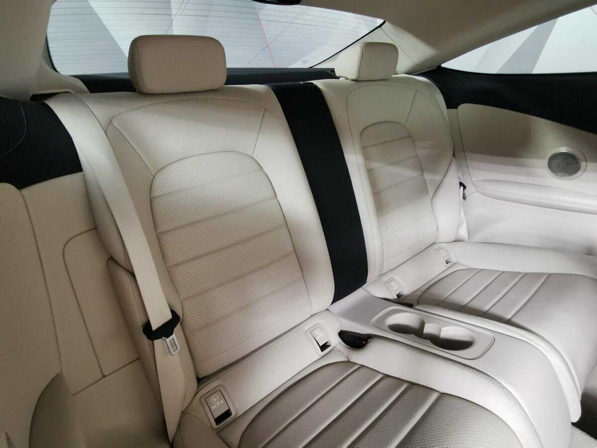 Купить Mercedes-Benz C-Класс с пробегом. Фото: #12