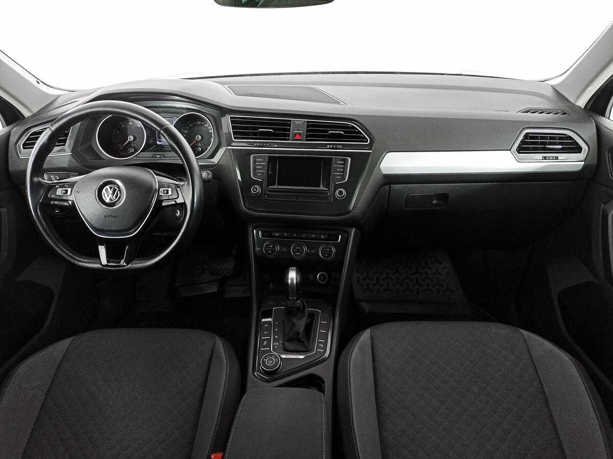 Купить Volkswagen Tiguan с пробегом. Фото: #11