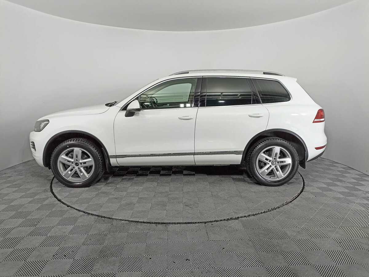 Купить Volkswagen Touareg с пробегом. Фото: #7