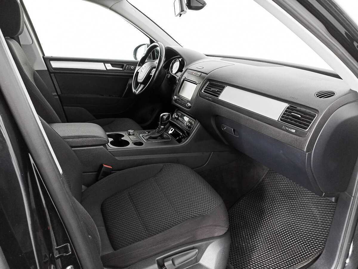 Купить Volkswagen Touareg с пробегом. Фото: #5
