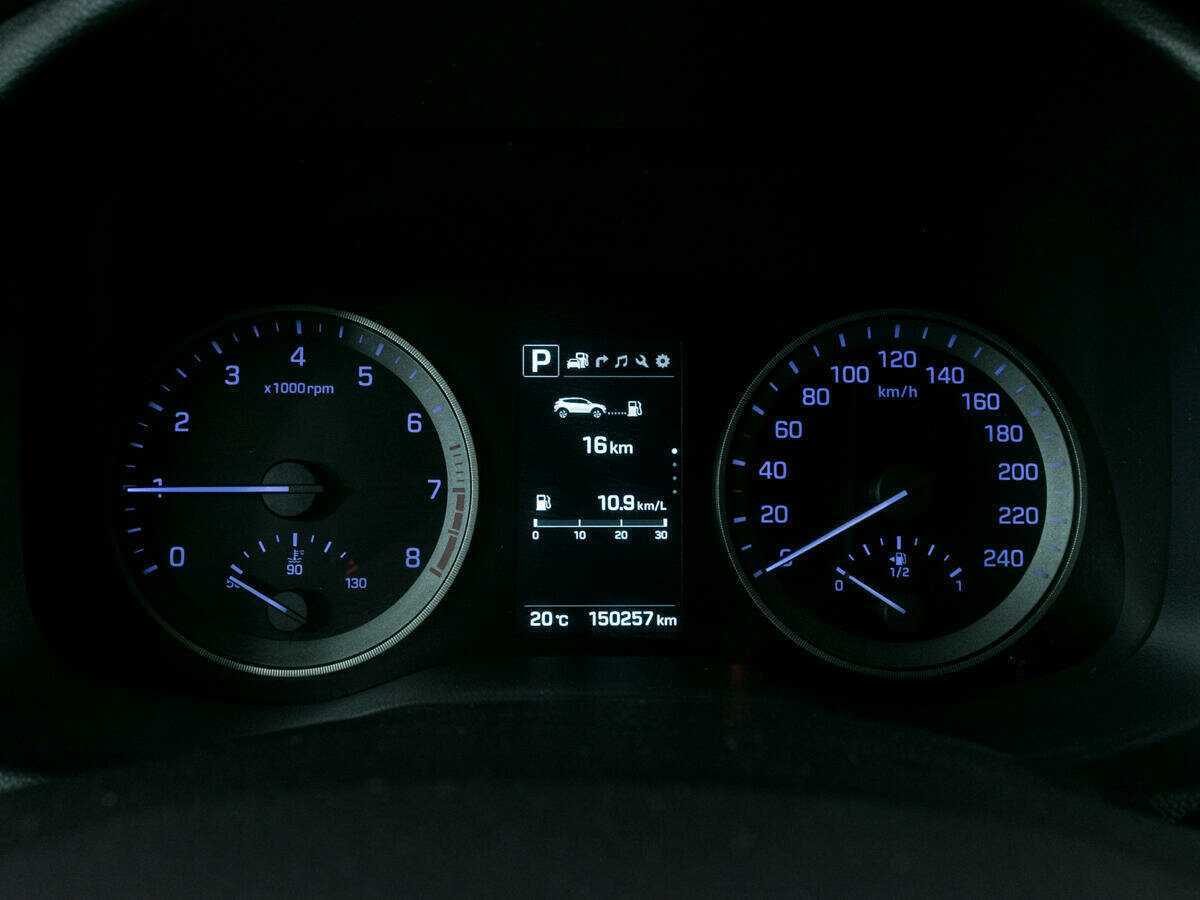 Купить Hyundai Tucson с пробегом. Фото: #11