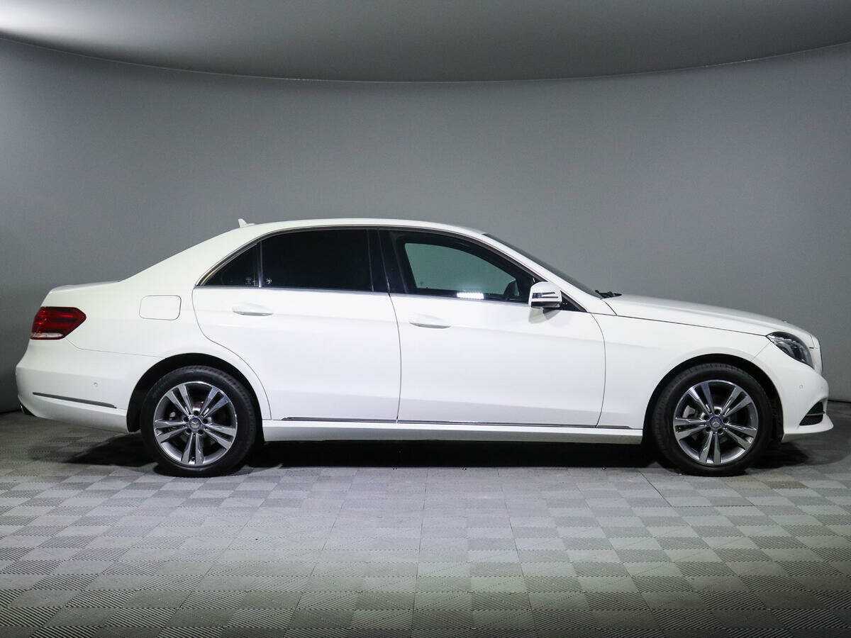 Купить Mercedes-Benz E-Класс с пробегом. Фото: #2
