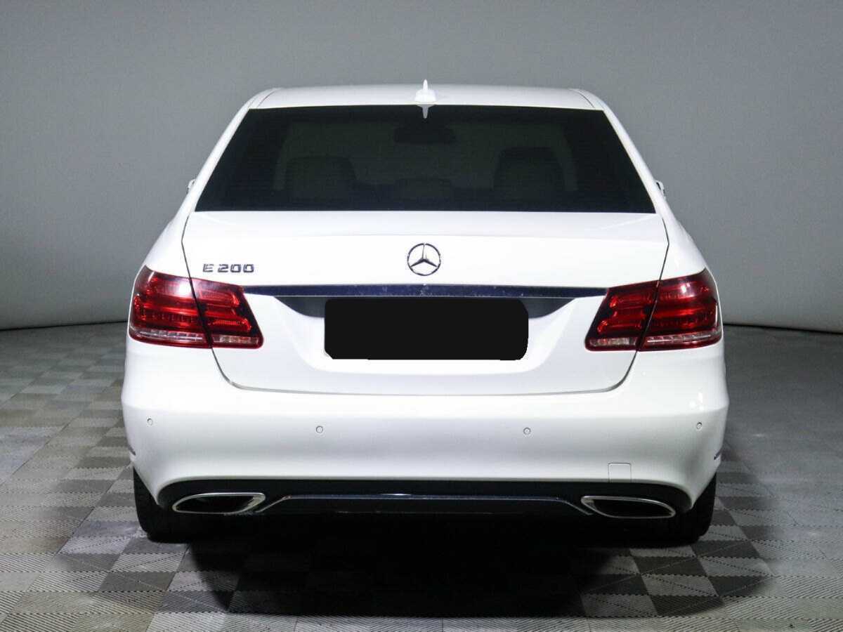 Купить Mercedes-Benz E-Класс с пробегом. Фото: #4