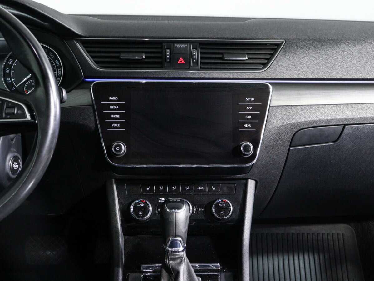 Купить Skoda Superb с пробегом. Фото: #12