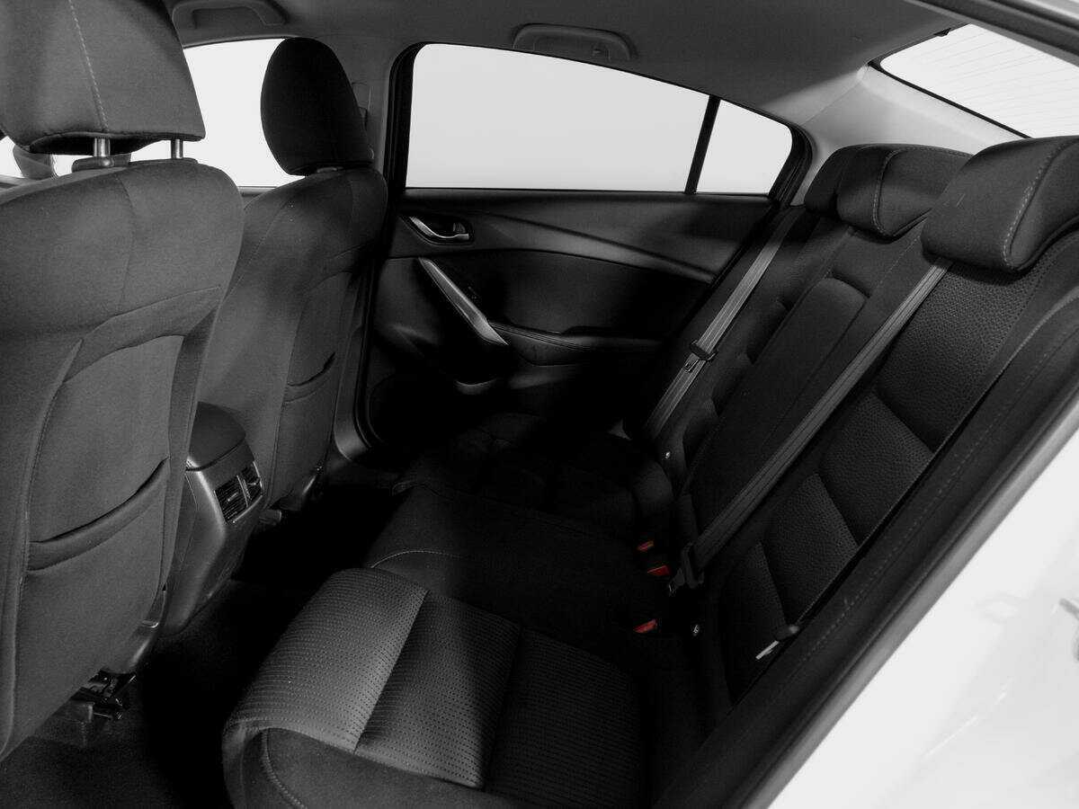 Купить Mazda 6 с пробегом. Фото: #9