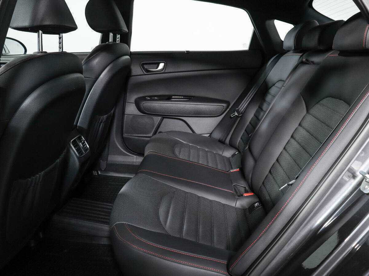 Купить Kia Optima с пробегом. Фото: #9