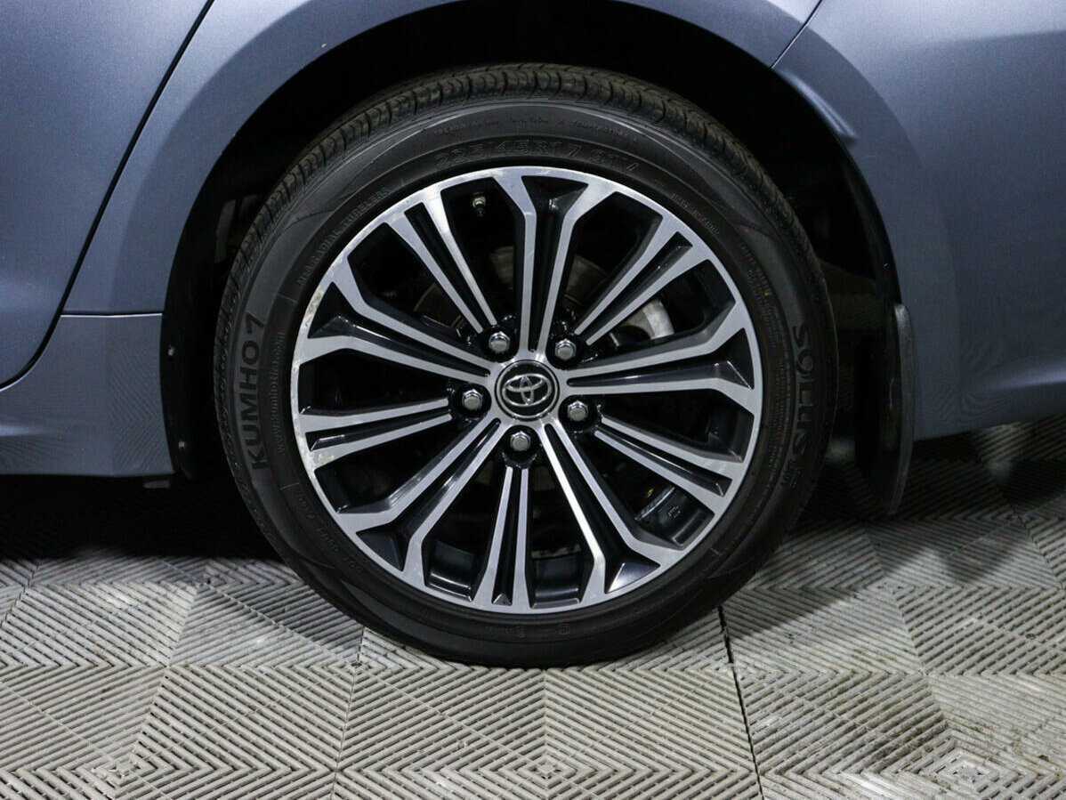 Купить Toyota Corolla с пробегом. Фото: #11