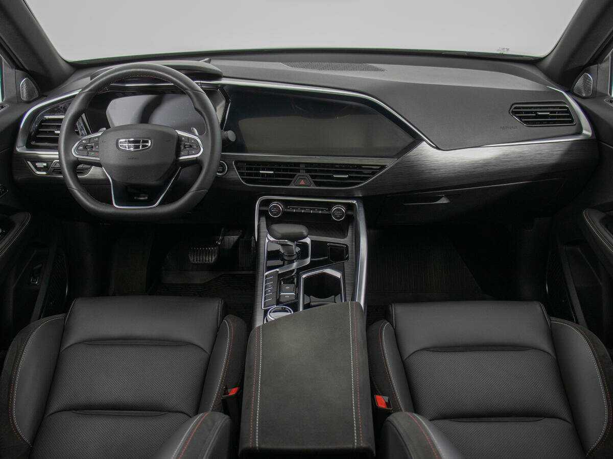 Купить Geely Tugella с пробегом. Фото: #15