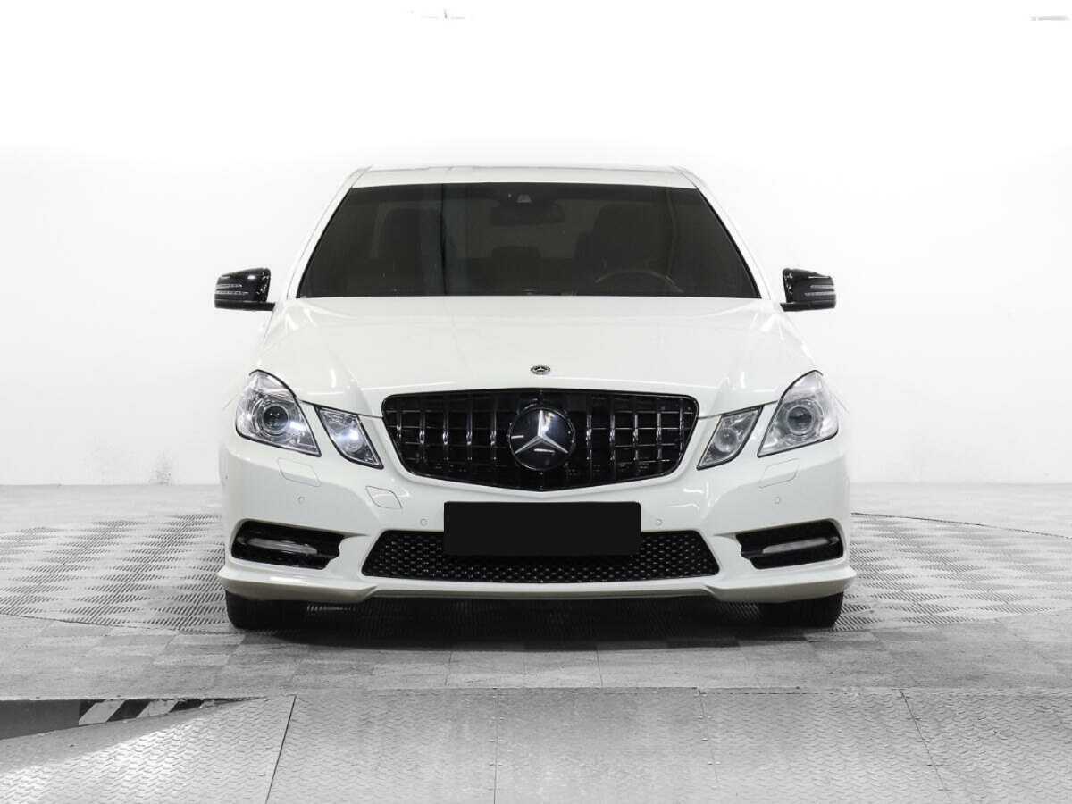 Купить Mercedes-Benz E-Класс с пробегом. Фото: #1