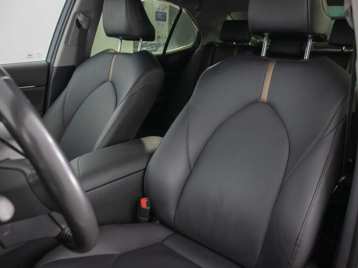 Купить Toyota Camry с пробегом. Фото: #12