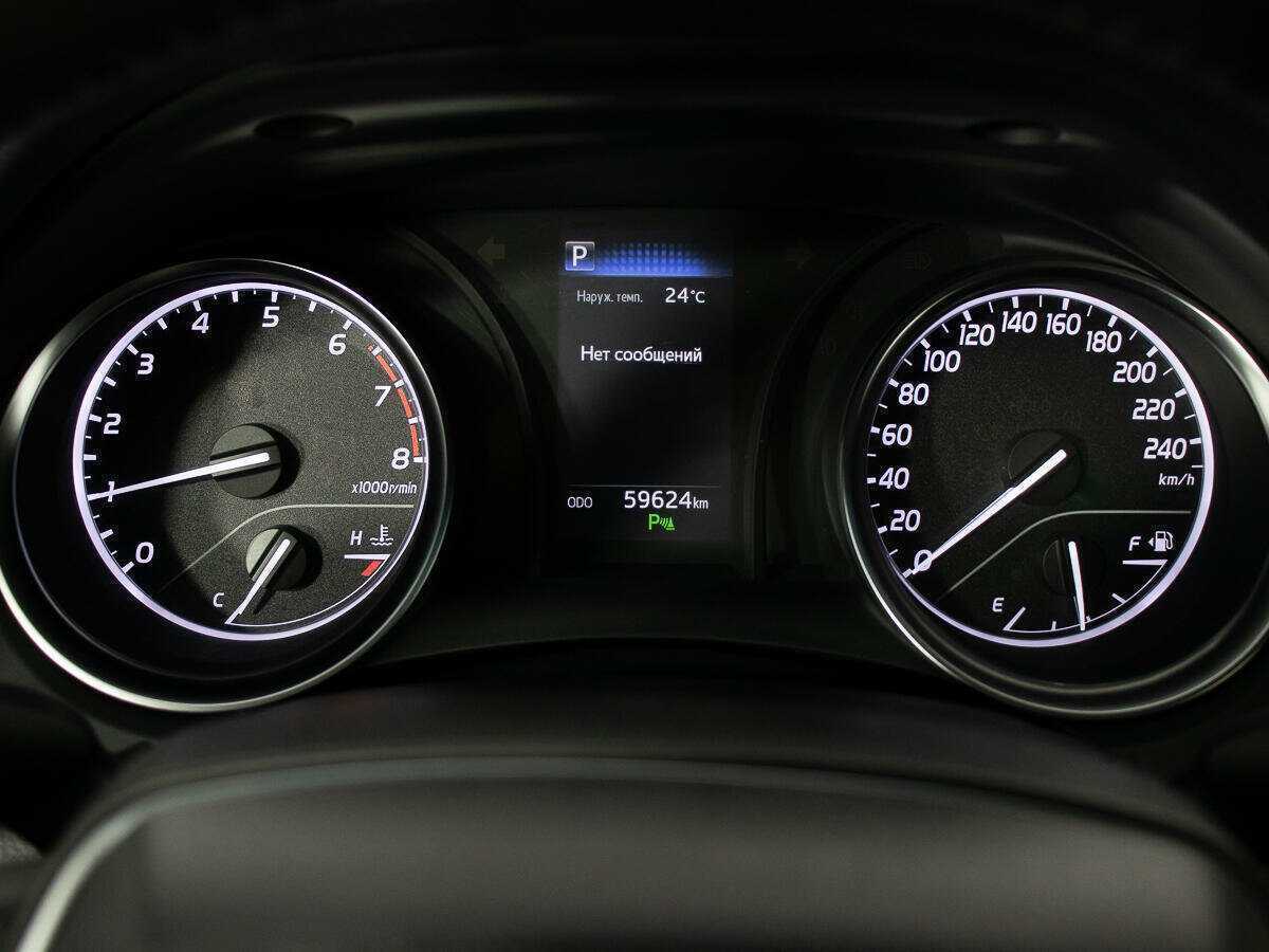Купить Toyota Camry с пробегом. Фото: #15