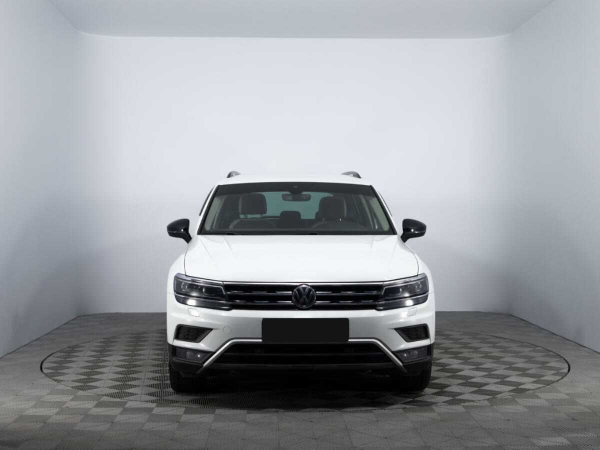 Купить Volkswagen Tiguan с пробегом. Фото: #1