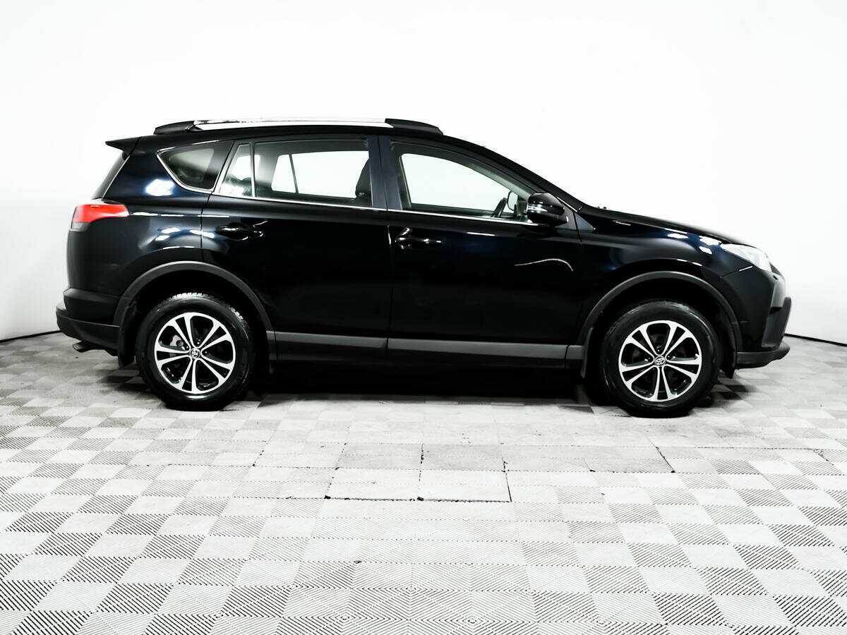 Купить Toyota RAV4 с пробегом. Фото: #3