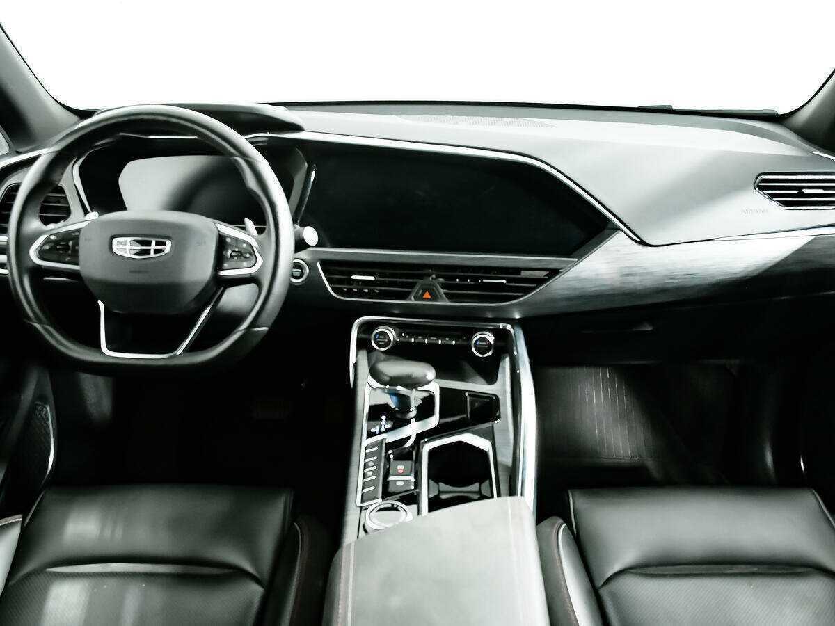 Купить Geely Tugella с пробегом. Фото: #10