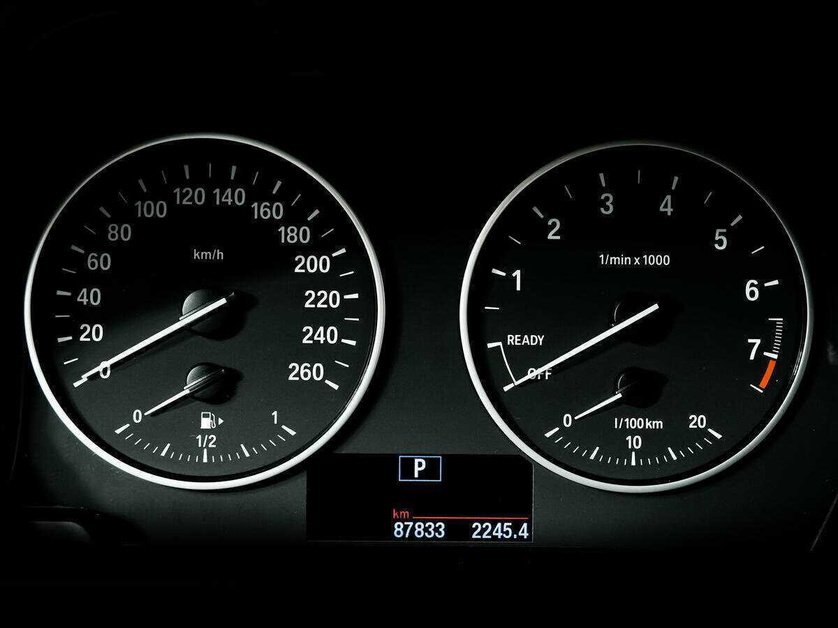 Купить BMW 1 серии с пробегом. Фото: #9