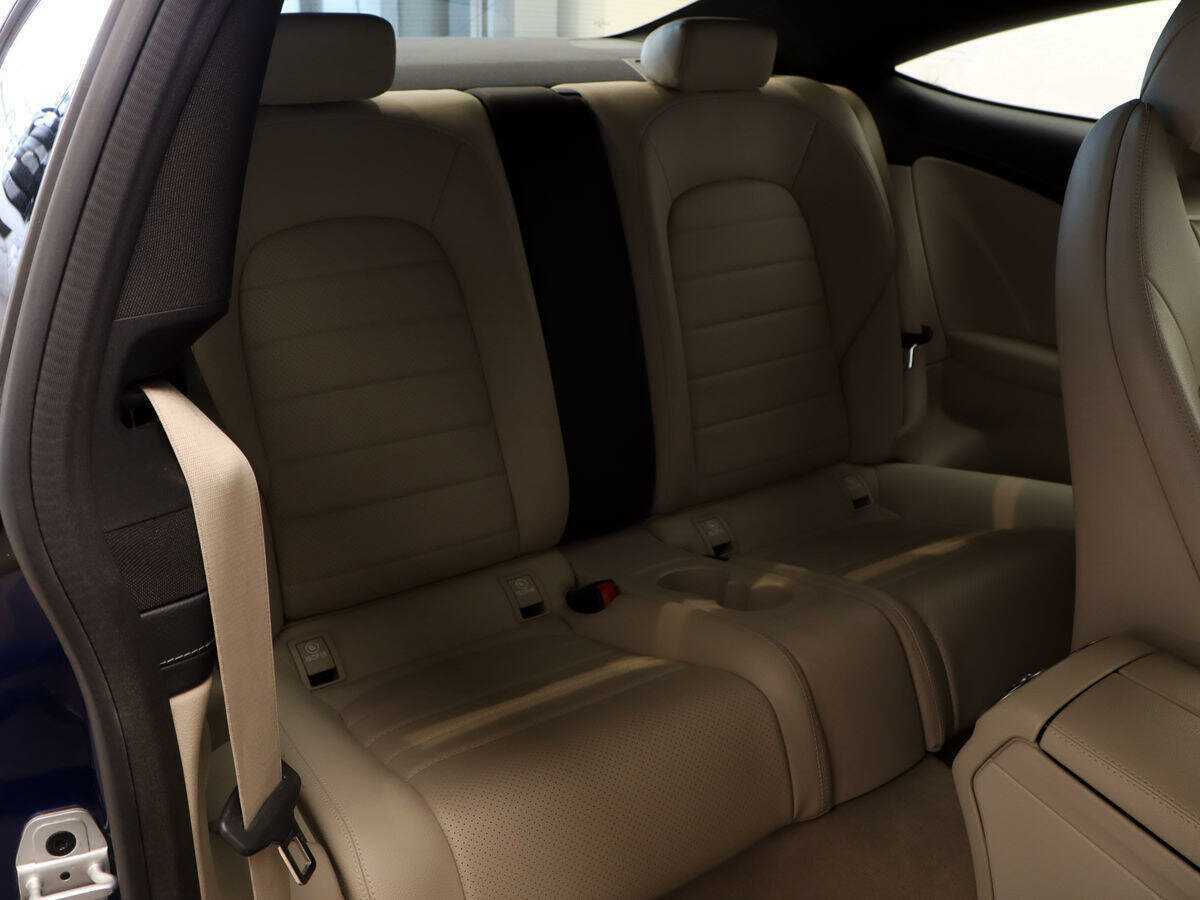 Купить Mercedes-Benz C-Класс с пробегом. Фото: #7