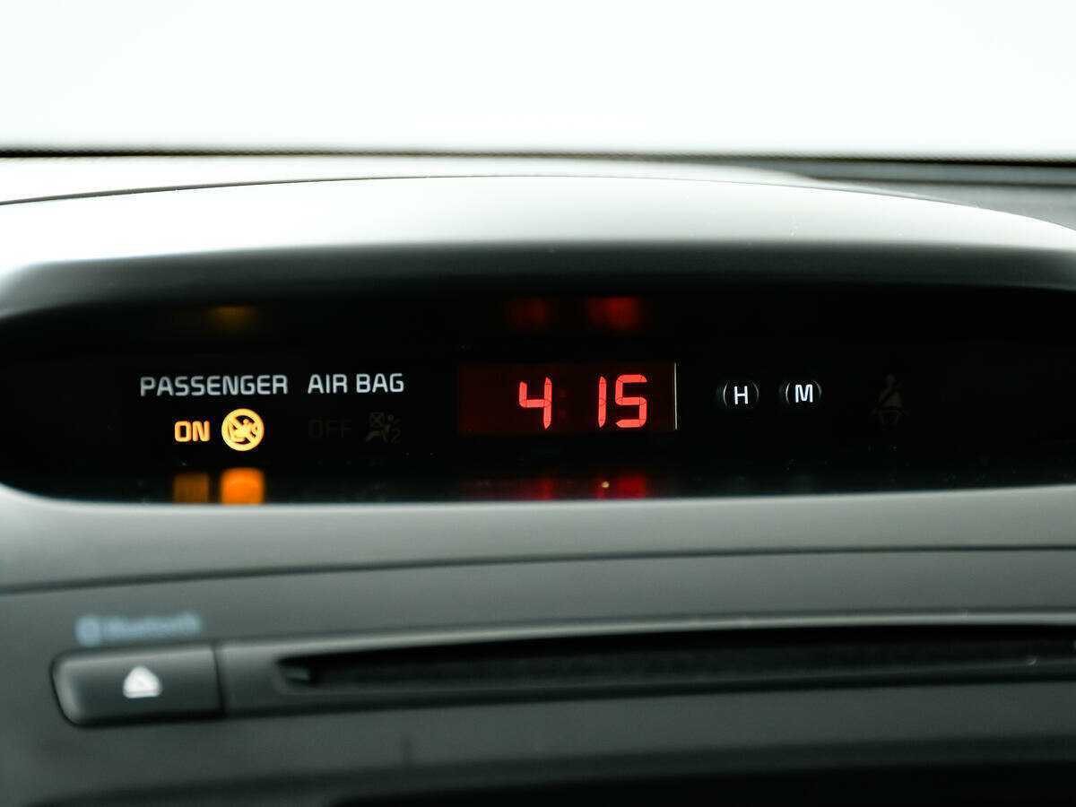 Купить Kia Sorento с пробегом. Фото: #13