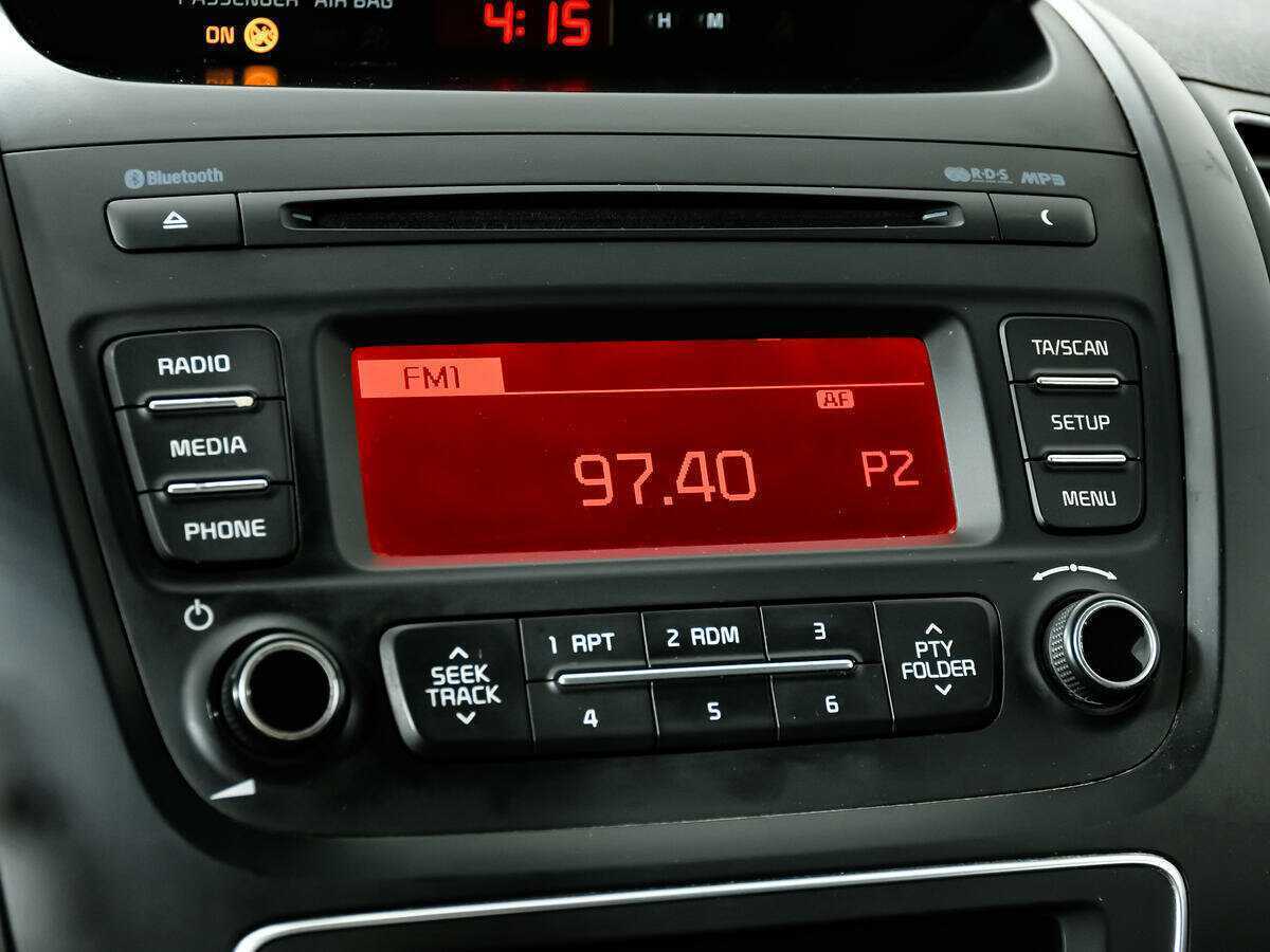 Купить Kia Sorento с пробегом. Фото: #14