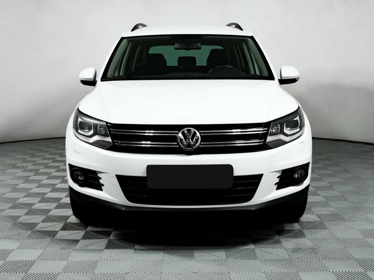 Купить Volkswagen Tiguan с пробегом. Фото: #1
