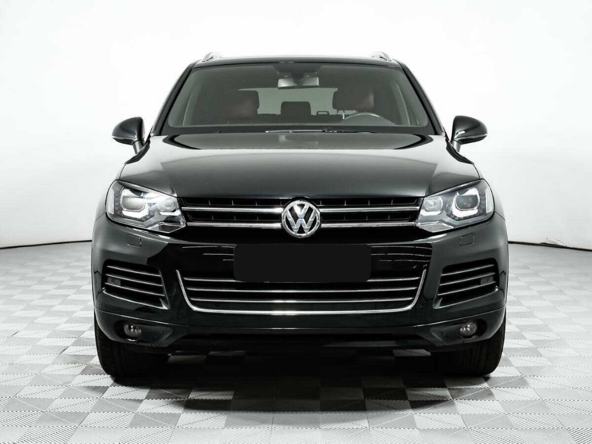 Купить Volkswagen Touareg с пробегом. Фото: #1