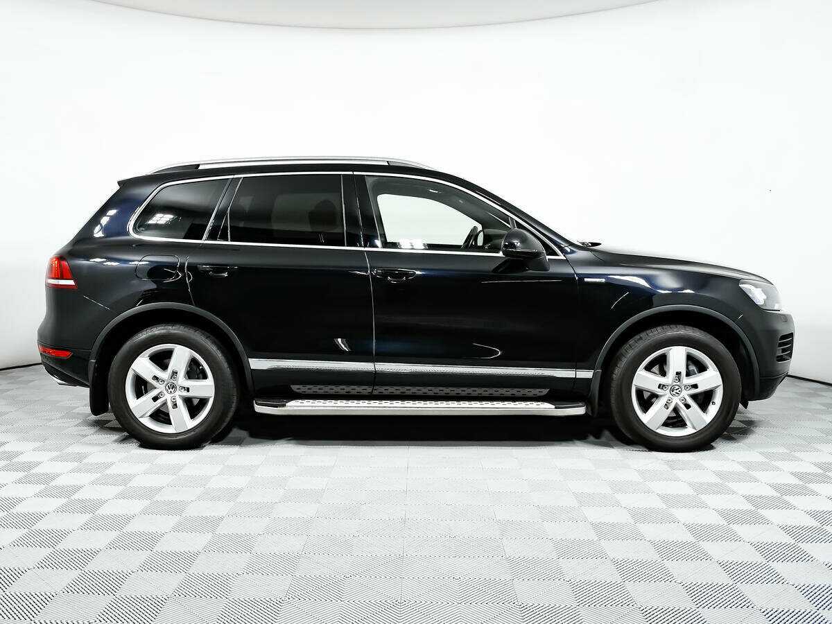 Купить Volkswagen Touareg с пробегом. Фото: #3