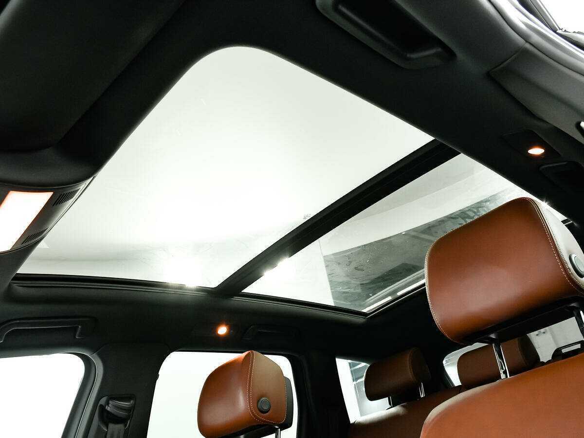 Купить Volkswagen Touareg с пробегом. Фото: #15