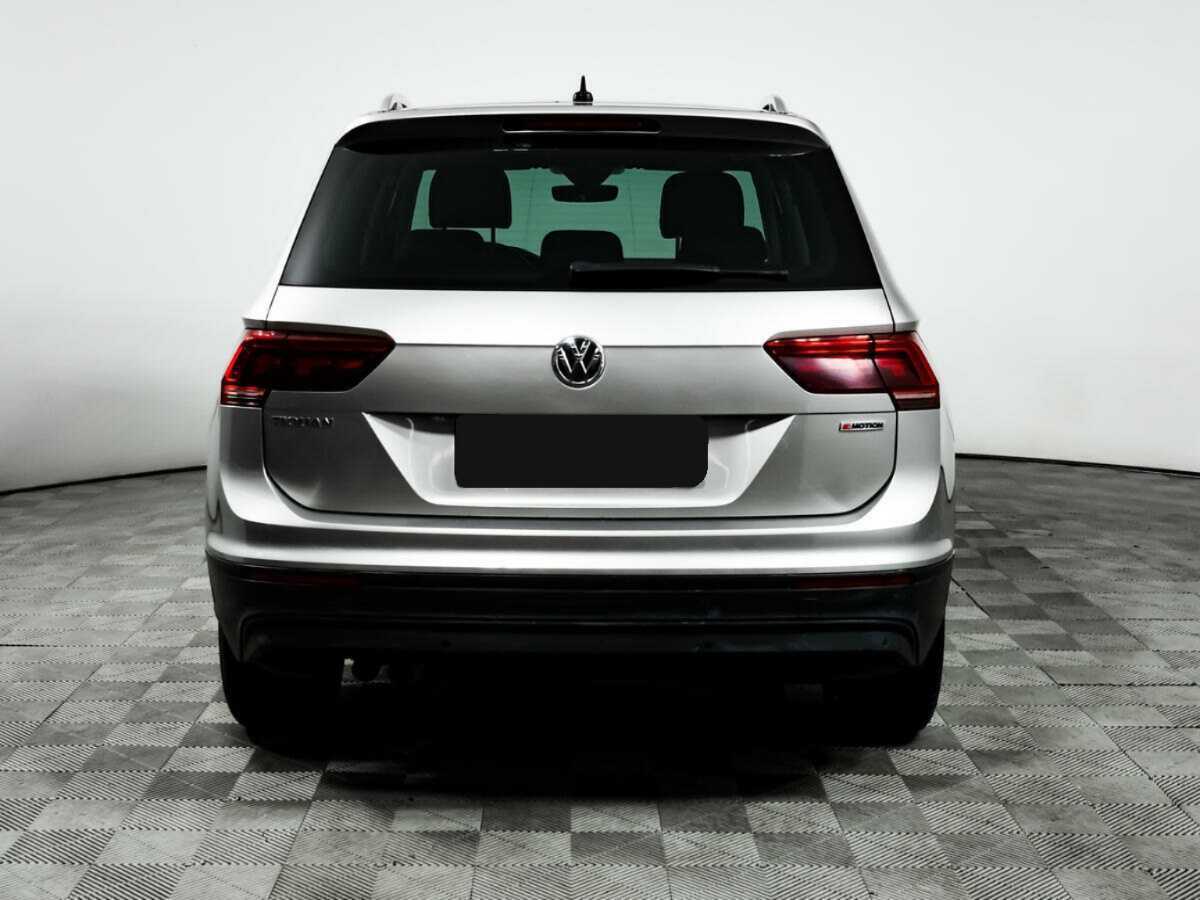Купить Volkswagen Tiguan с пробегом. Фото: #5
