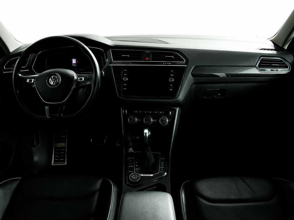 Купить Volkswagen Tiguan с пробегом. Фото: #10