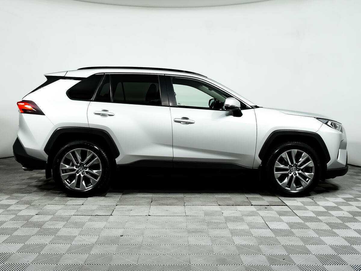 Купить Toyota RAV4 с пробегом. Фото: #3
