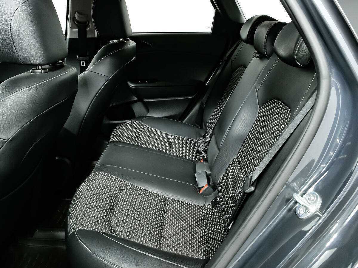 Купить Kia Ceed с пробегом. Фото: #11