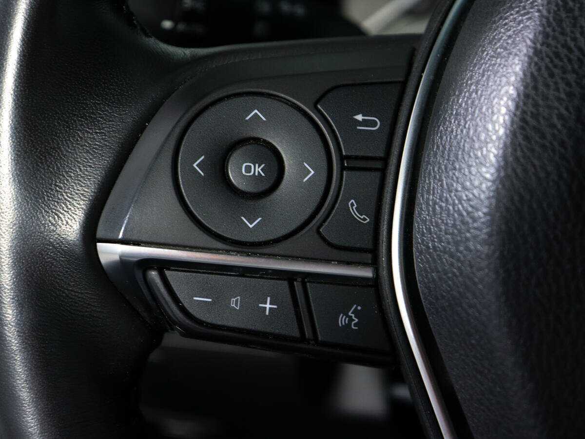 Купить Toyota Camry с пробегом. Фото: #19