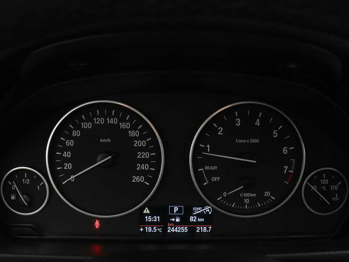 Купить BMW 3 серии с пробегом. Фото: #12