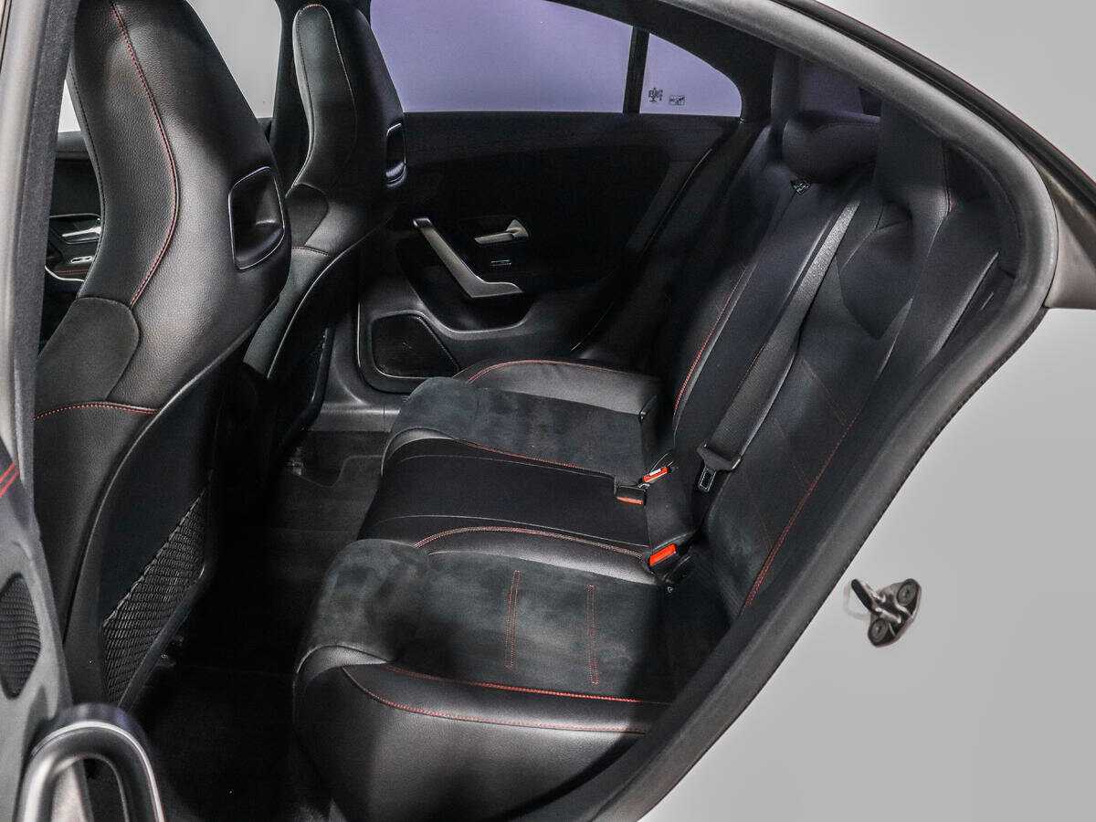 Купить Mercedes-Benz CLA с пробегом. Фото: #11