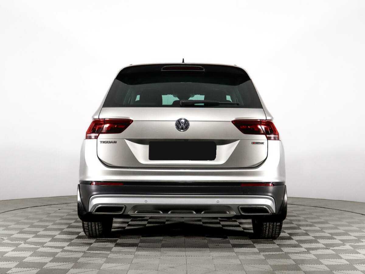 Купить Volkswagen Tiguan с пробегом. Фото: #5