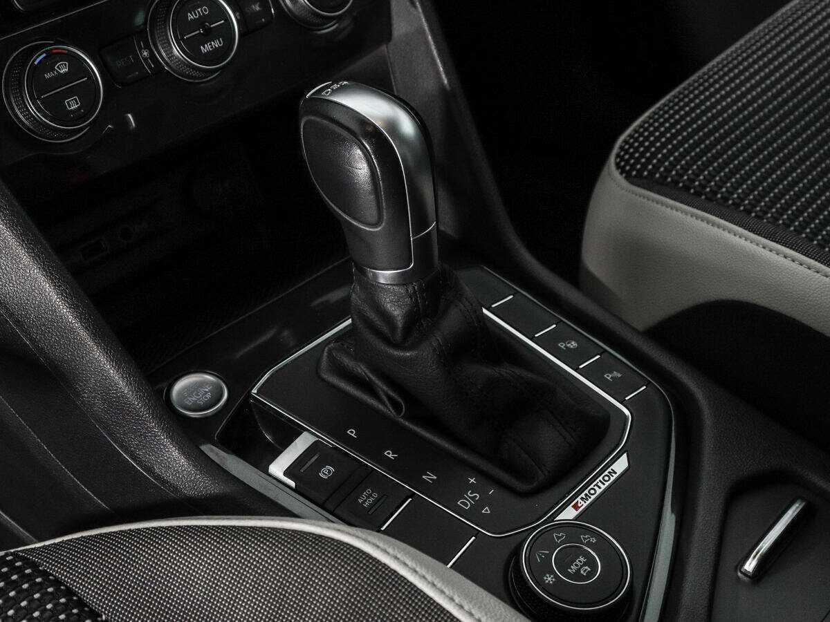 Купить Volkswagen Tiguan с пробегом. Фото: #9