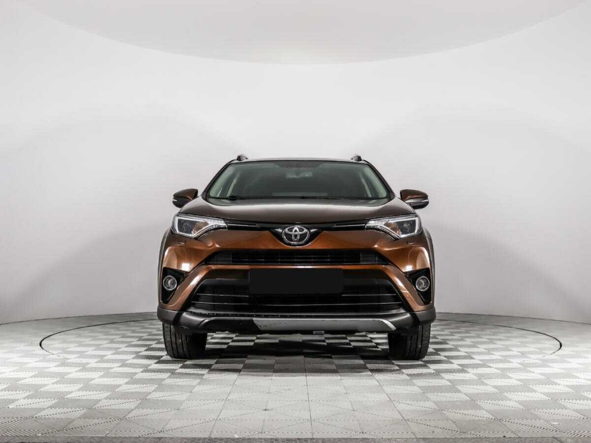 Купить Toyota RAV4 с пробегом. Фото: #1