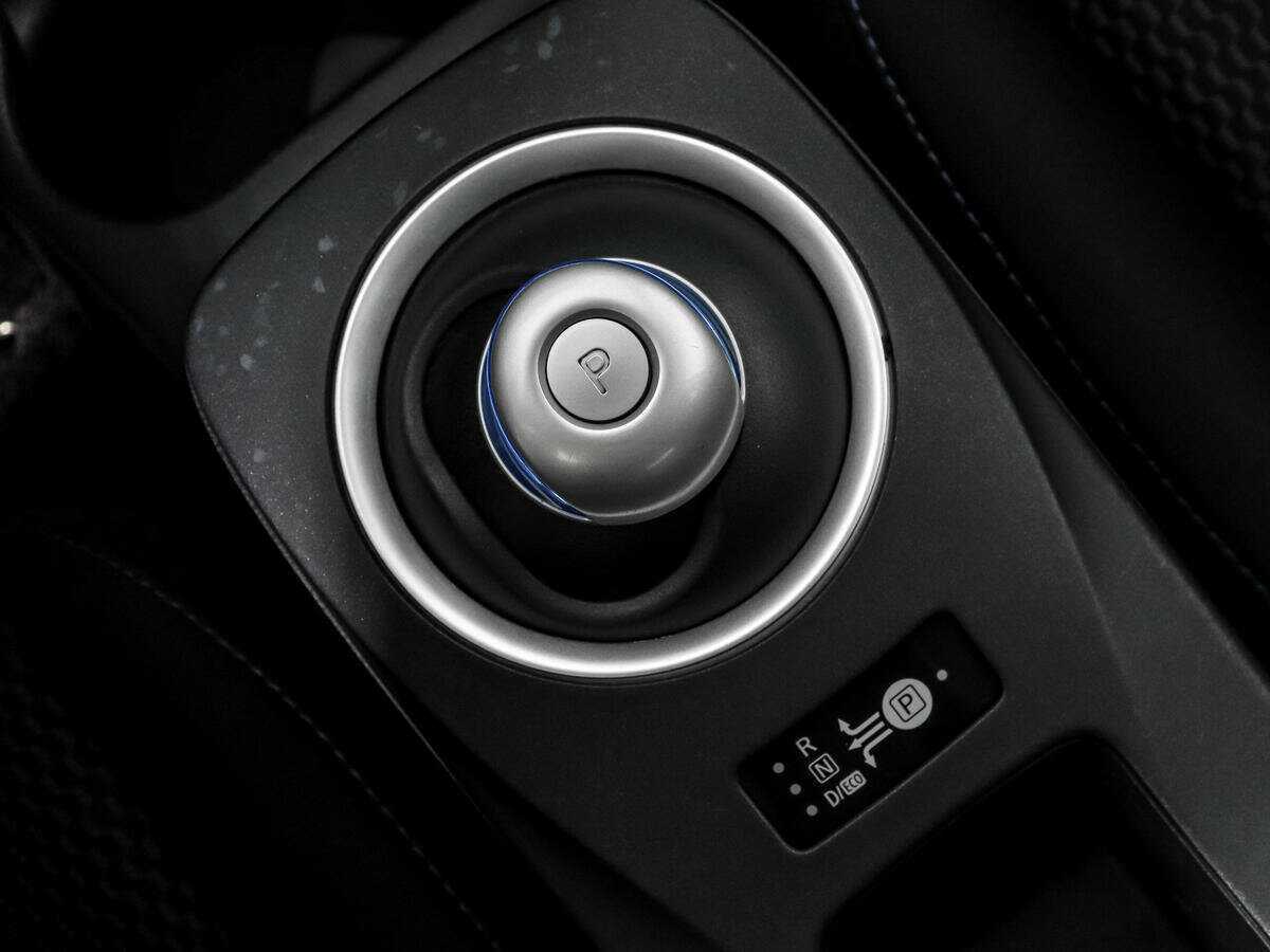 Купить Nissan Leaf с пробегом. Фото: #10