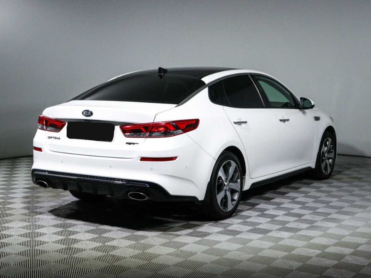 Купить Kia Optima с пробегом. Фото: #3