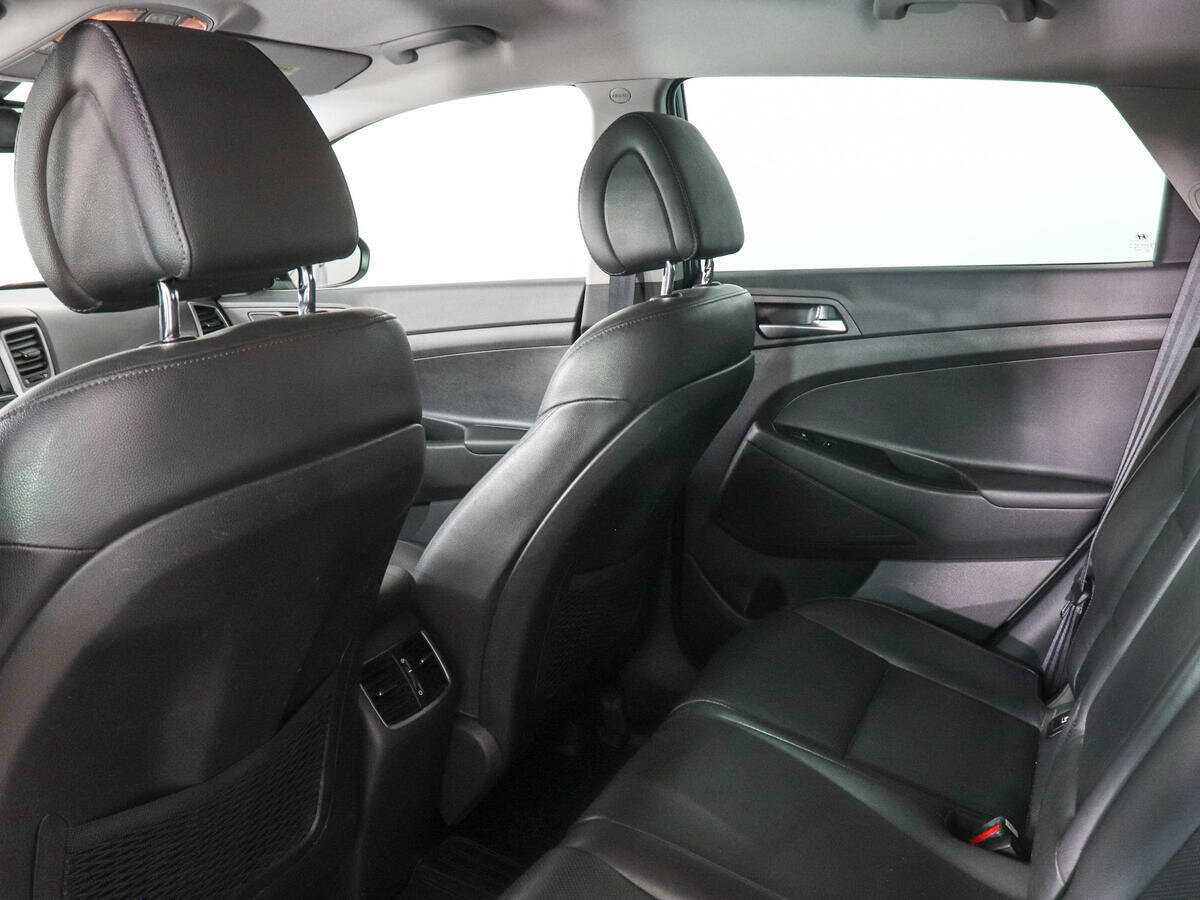 Купить Hyundai Tucson с пробегом. Фото: #11