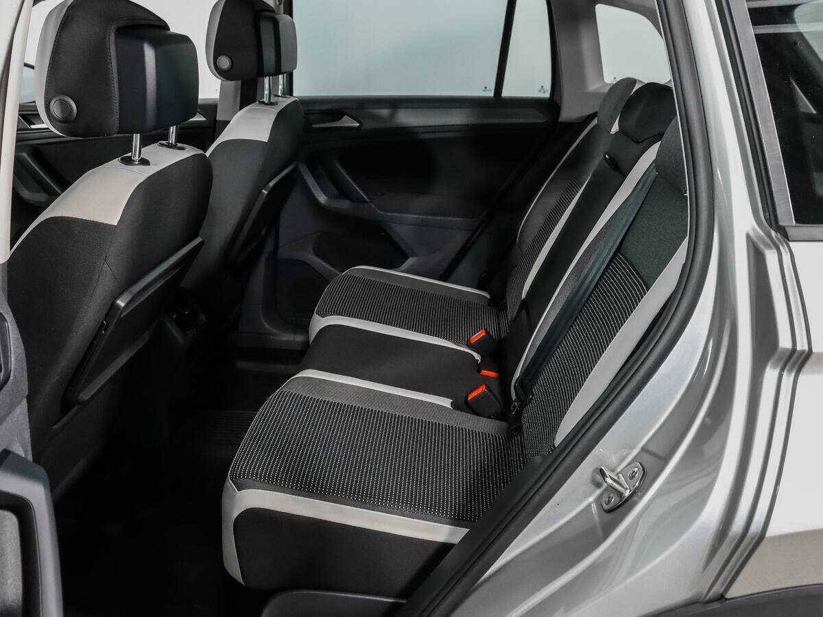 Купить Volkswagen Tiguan с пробегом. Фото: #10