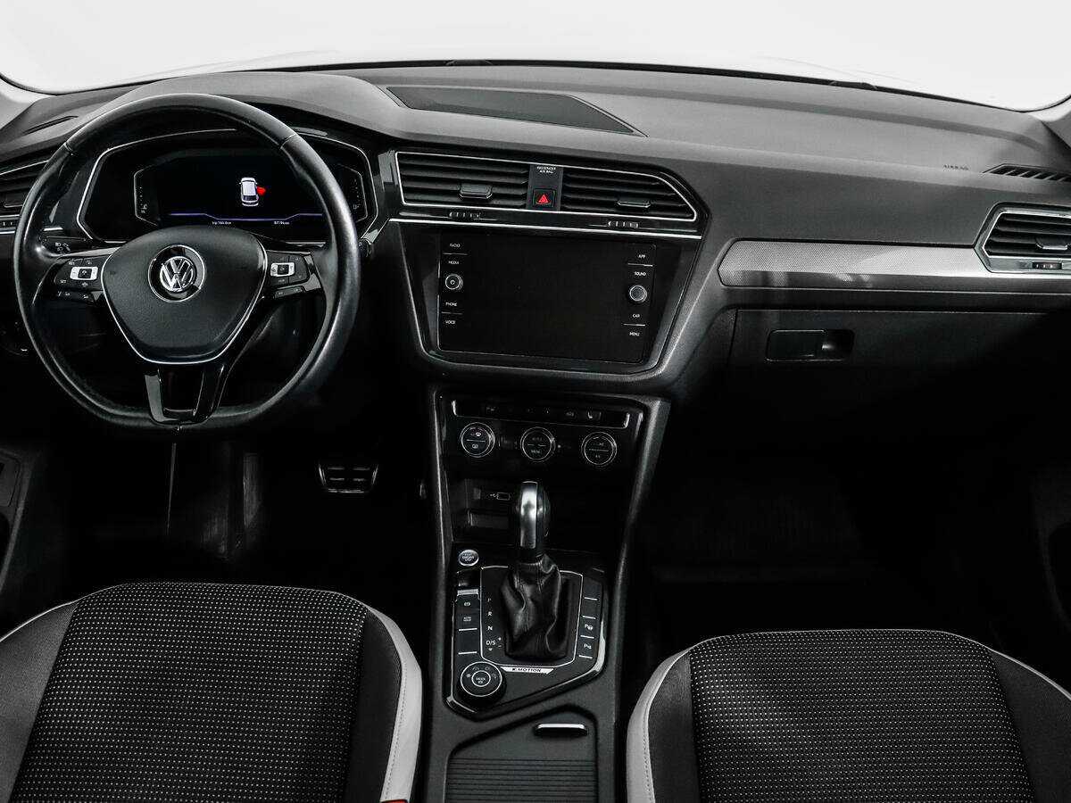 Купить Volkswagen Tiguan с пробегом. Фото: #13