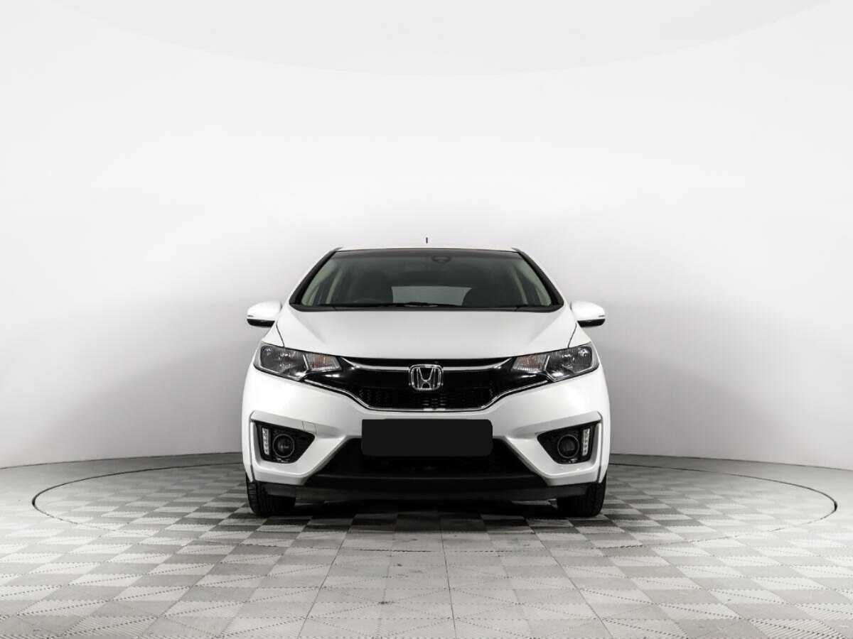 Купить Honda Fit с пробегом. Фото: #1